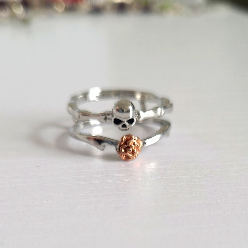 Costume Silver Tone Skull Rose Gold Flower Goth Witchy Whimsigoth Emo Punk Ring